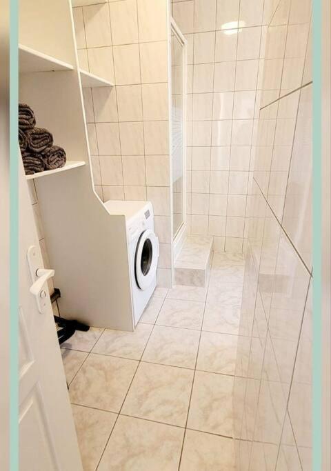 Spacieux T3 Au Pied Des Thermes Néris-les-Bains Extérieur photo